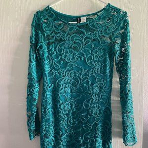 H&M Long Sleeve Lace Bodycon Dress